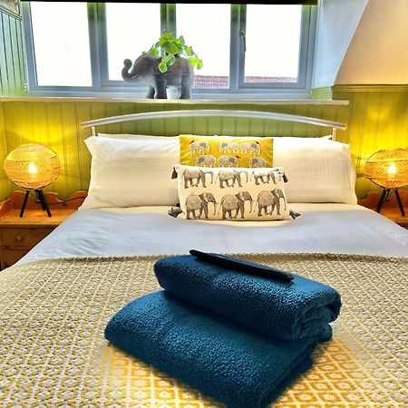 Lemur Lodge - Boutique Apartments - Short Stroll To The Beach Bournemouth Exteriör bild
