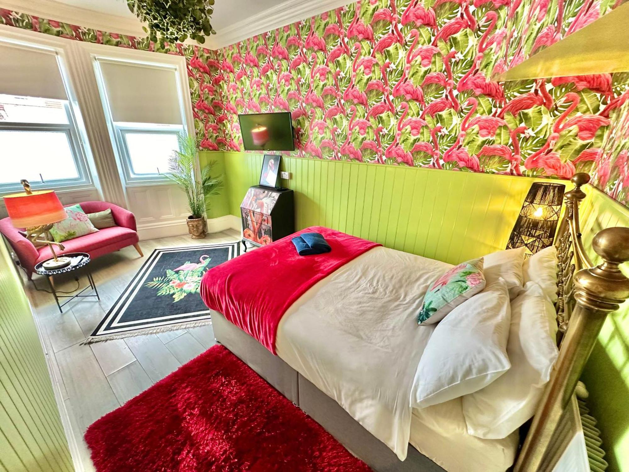 Lemur Lodge - Boutique Apartments - Short Stroll To The Beach Bournemouth Exteriör bild