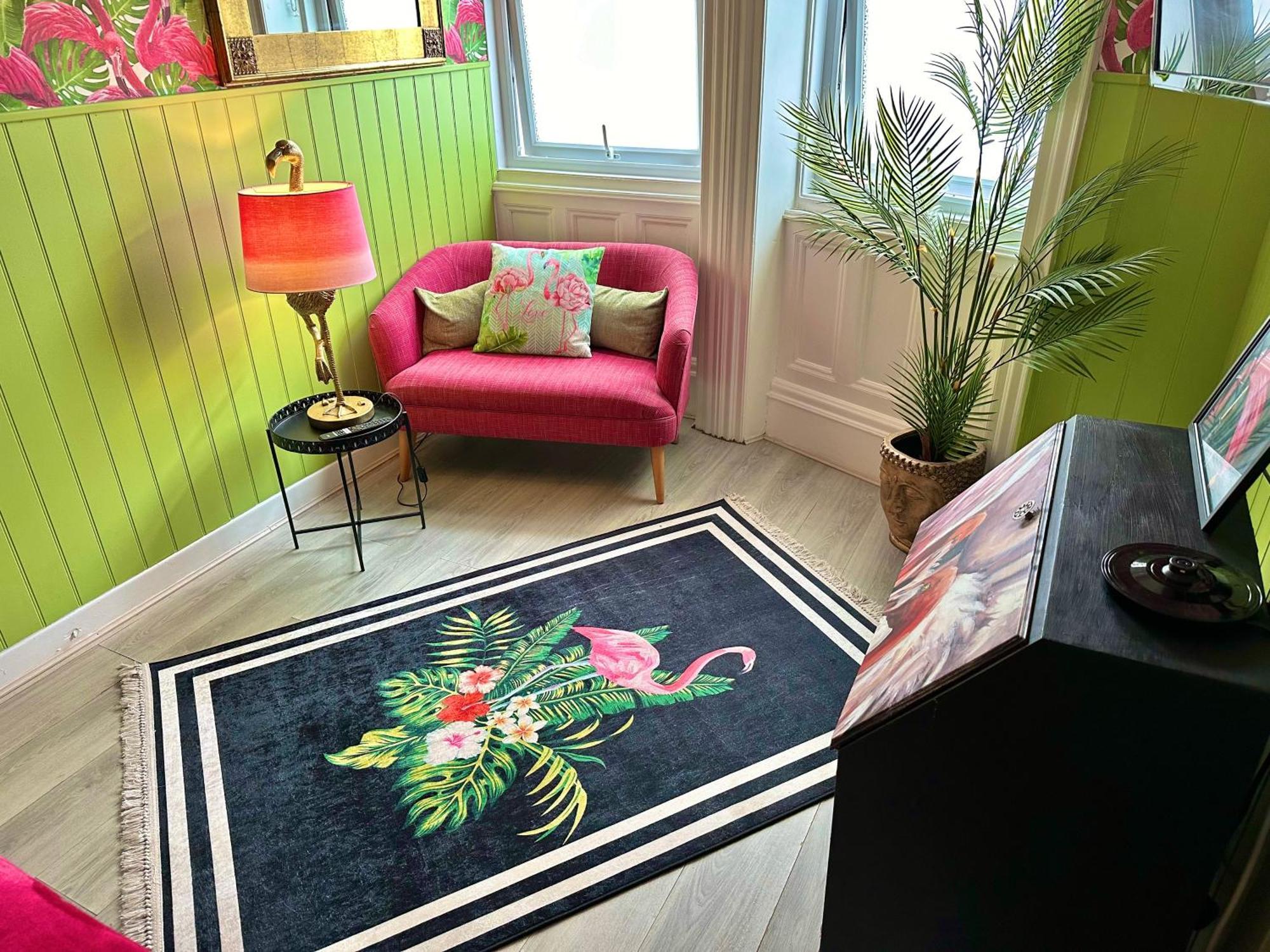Lemur Lodge - Boutique Apartments - Short Stroll To The Beach Bournemouth Exteriör bild