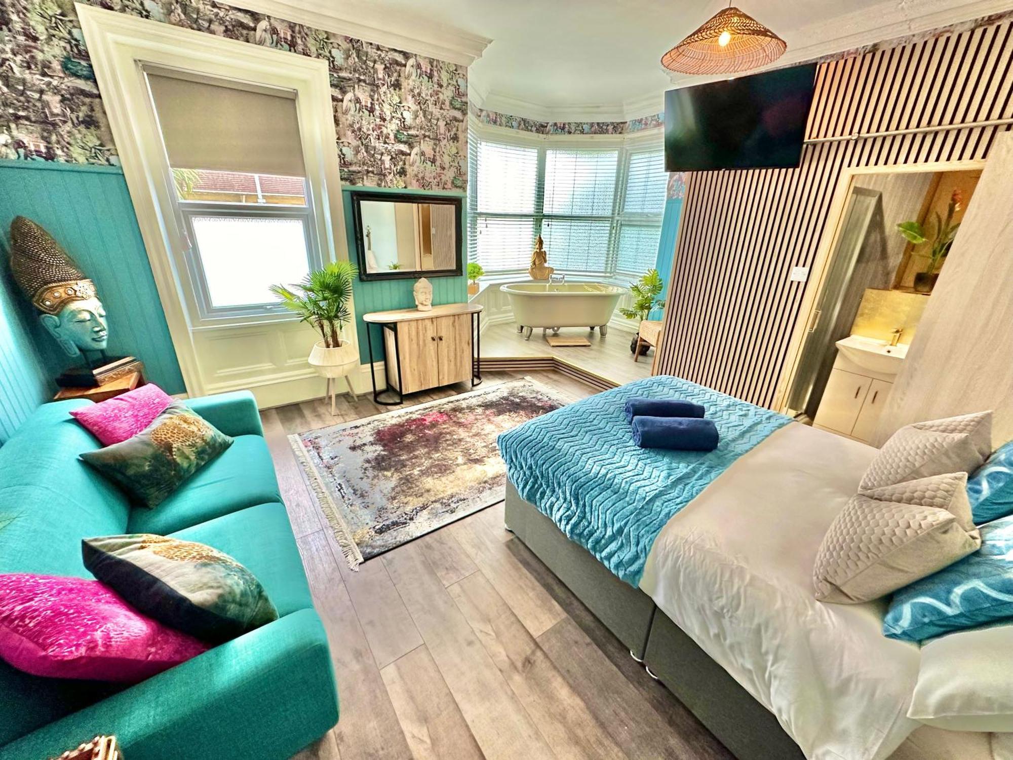 Lemur Lodge - Boutique Apartments - Short Stroll To The Beach Bournemouth Exteriör bild